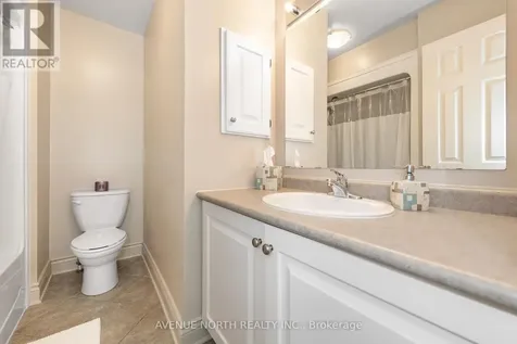 184 Felicity Crescent Ottawa ON K1W 0C2