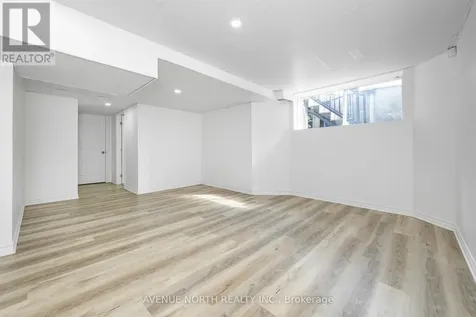 184 Felicity Crescent Ottawa ON K1W 0C2