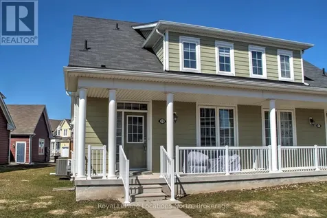 19 Village Gate Wasaga Beach ON L9Z 0G3