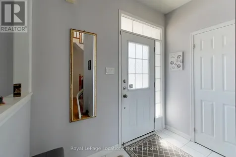 19 Village Gate Wasaga Beach ON L9Z 0G3