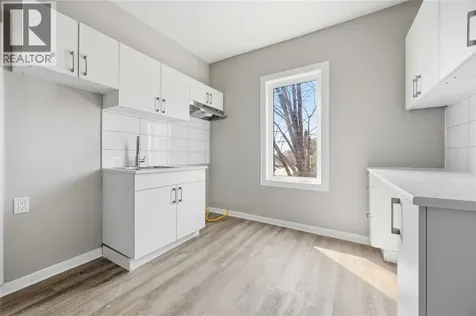 131 Margaret Avenue Wallaceburg ON N8A 2A2