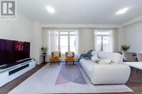 162 Ogston Crescent Whitby ON L1P 0H3