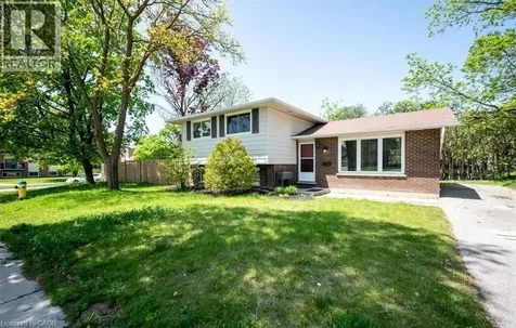 152 Macgregor Crescent Waterloo ON N2J 3W9