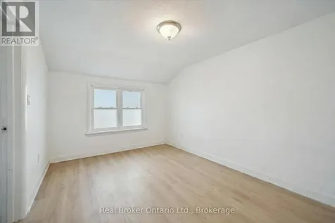 68 Highland Road West Kitchener ON N2M 3B5