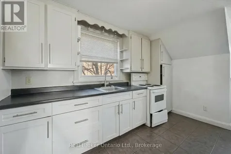 68 Highland Road West Kitchener ON N2M 3B5