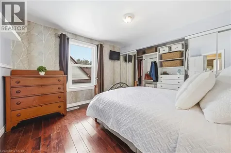 30 Grand Avenue Caledonia ON N3W 2J5