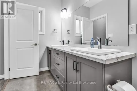 241 Wilson Avenue Tillsonburg ON N4G 0H4