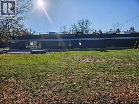 7475 Tranby Avenue Windsor ON N8S 2B7