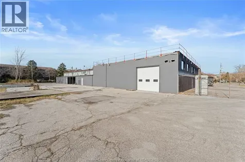 7475 Tranby Avenue Windsor ON N8S 2B7
