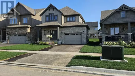 12 Mitchell Avenue Collingwood ON L9Y 5M3