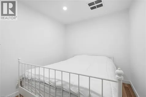 235 Southwood Drive Kitchener ON N2E 2B2