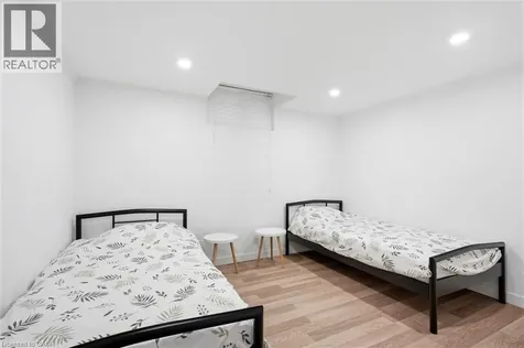 235 Southwood Drive Kitchener ON N2E 2B2
