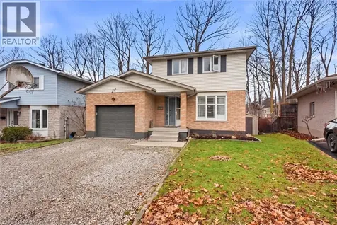 235 Southwood Drive Kitchener ON N2E 2B2