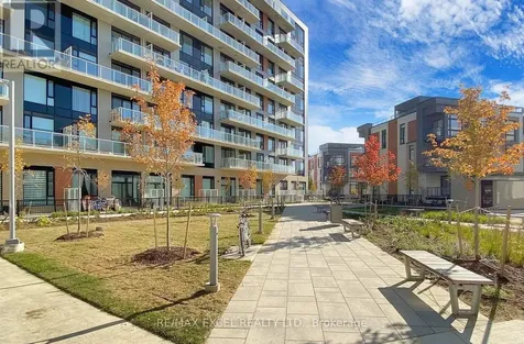 6 David Eyer Road East Richmond Hill ON L4S 0N5