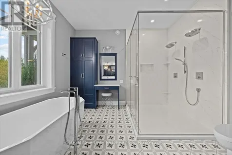 2440 Emmett Road Ottawa ON K4C 1S1
