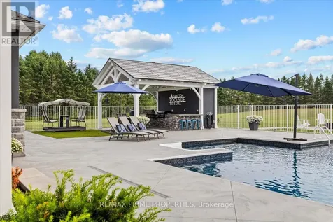 2440 Emmett Road Ottawa ON K4C 1S1