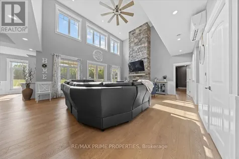 2440 Emmett Road Ottawa ON K4C 1S1