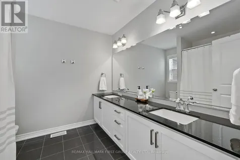 11 Bigwood Crescent Port Hope ON L1A 0A4