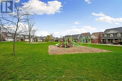 11 Bigwood Crescent Port Hope ON L1A 0A4