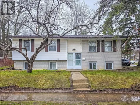 60 Austin Drive Waterloo ON N2L 3Y4