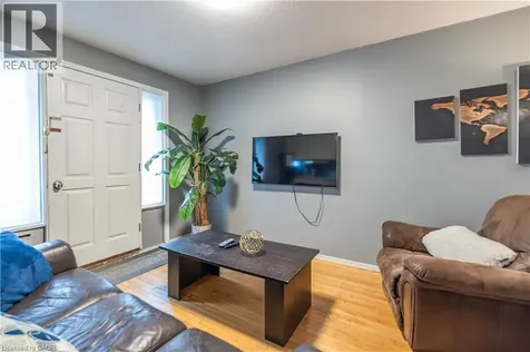60 Austin Drive Waterloo ON N2L 3Y4