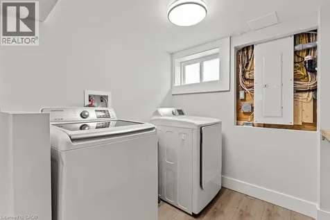 14 Dunlop Drive St. Catharines ON L2R 1A3