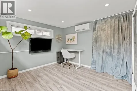 14 Dunlop Drive St. Catharines ON L2R 1A3