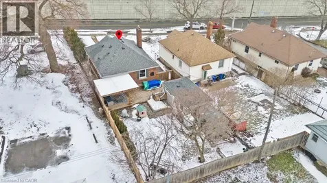 14 Dunlop Drive St. Catharines ON L2R 1A3