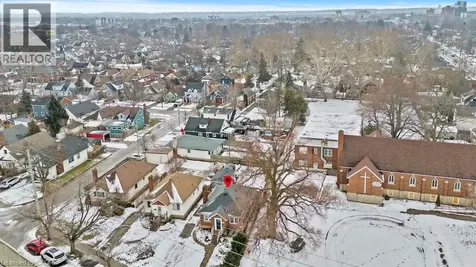14 Dunlop Drive St. Catharines ON L2R 1A3