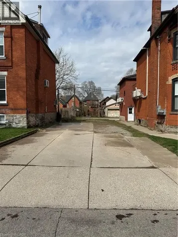 80 Ontario Avenue Hamilton ON L8N 2X2