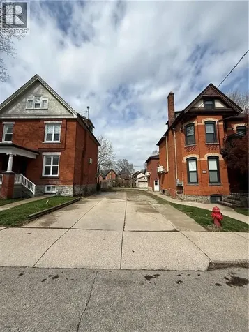 80 Ontario Avenue Hamilton ON L8N 2X2