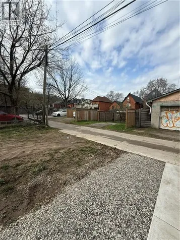 80 Ontario Avenue Hamilton ON L8N 2X2
