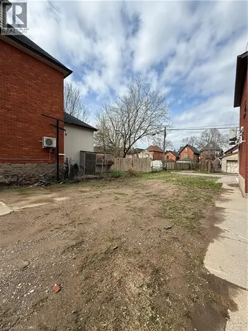 80 Ontario Avenue Hamilton ON L8N 2X2