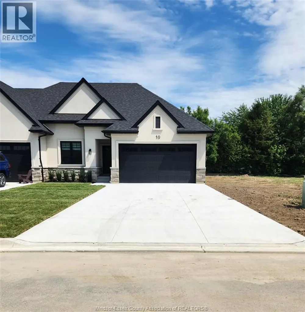 3 Mulberry Court Amherstburg ON N9V 1N3