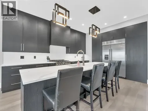 983 Lakeshore Park Road Lakeshore ON N0R 1A0