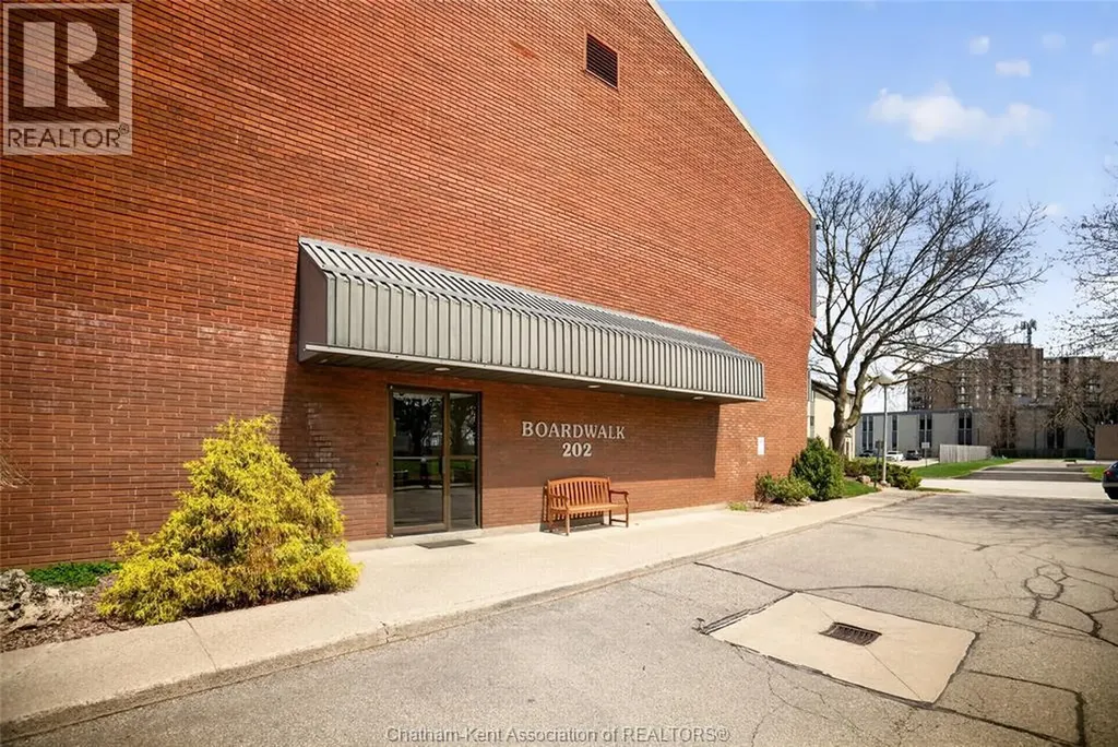 202 Campus Parkway Chatham ON N7M 4Y1