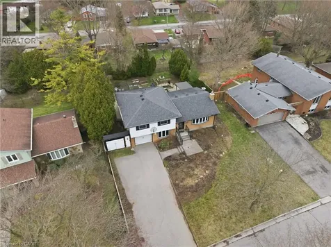 55 Berkley Crescent Simcoe ON N3Y 4M7