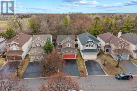 42 Nortoba Crescent Ottawa ON K2T 1H5