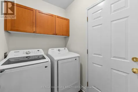 42 Nortoba Crescent Ottawa ON K2T 1H5