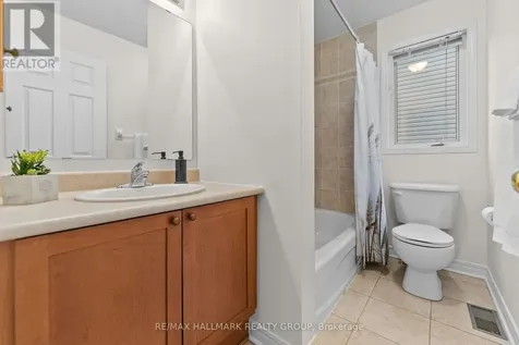 42 Nortoba Crescent Ottawa ON K2T 1H5