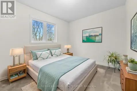 42 Nortoba Crescent Ottawa ON K2T 1H5