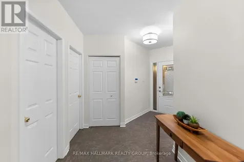 42 Nortoba Crescent Ottawa ON K2T 1H5