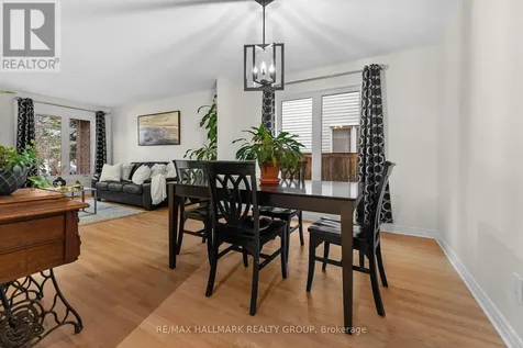 42 Nortoba Crescent Ottawa ON K2T 1H5