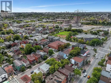 133 Eccles Street Ottawa ON K1R 6S7