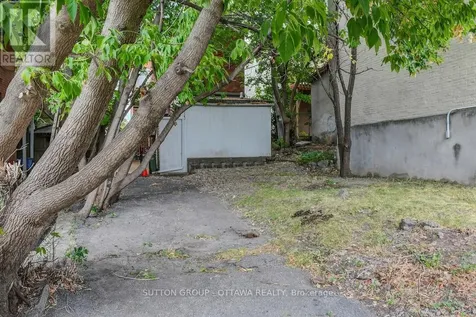 133 Eccles Street Ottawa ON K1R 6S7