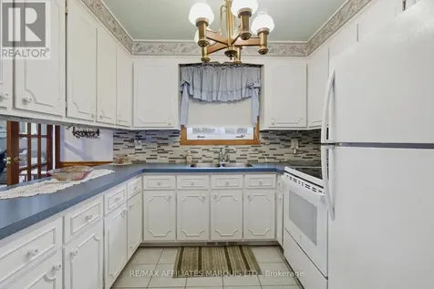 1212 Brodeur Street Cornwall ON K6J 4Z2