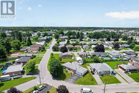 1212 Brodeur Street Cornwall ON K6J 4Z2