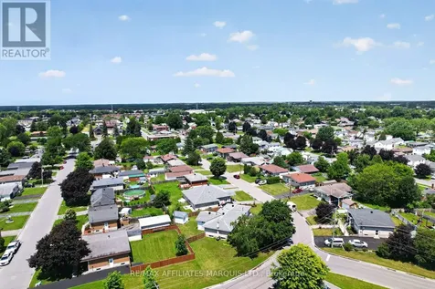 1212 Brodeur Street Cornwall ON K6J 4Z2