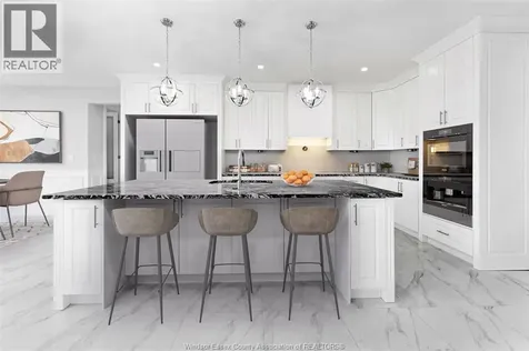 322 Benson Amherstburg ON N9V 0G7
