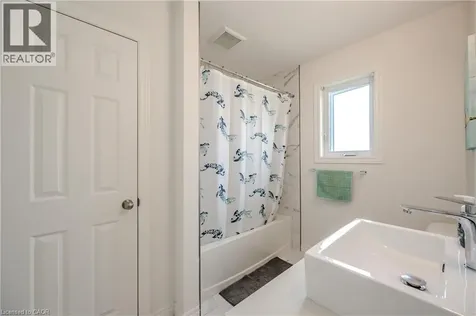 164 Heiman Street Kitchener ON N2M 0B8